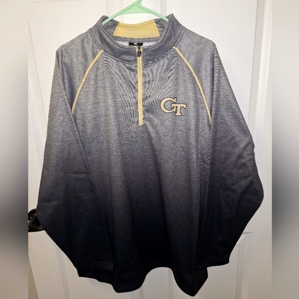 A Colosseum Georgia Tech 1/4 zip pullover ombre jacket in a men's size 2XL.